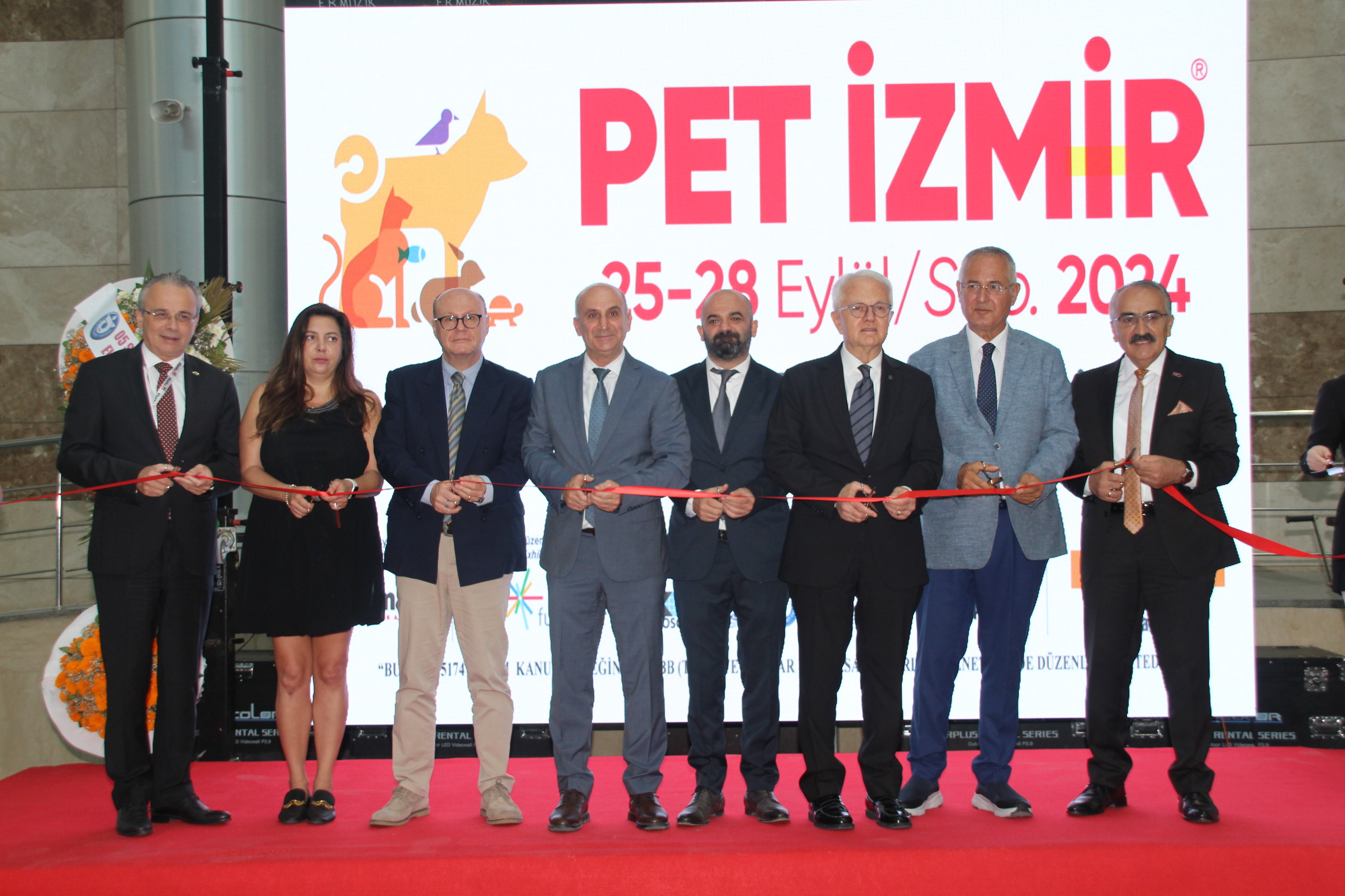    -Evcil hayvan sektörüne yön veren fuar başladı