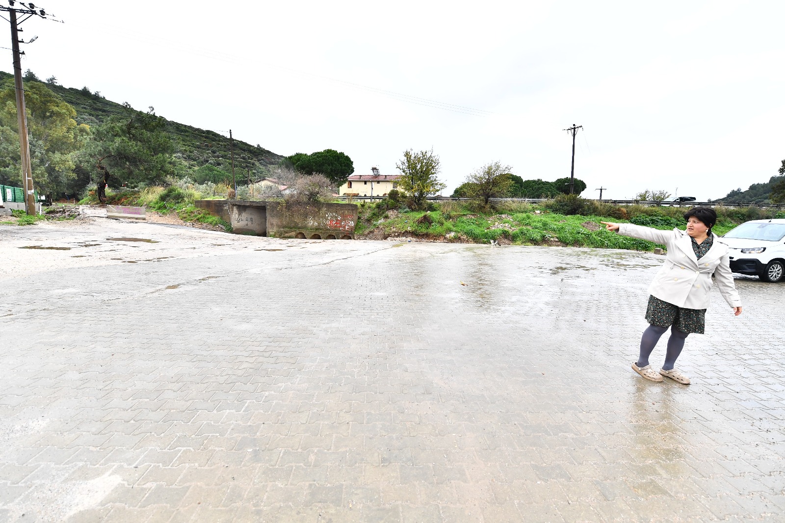 Büyükşehir’den Özdere’deki sel mağdurlarına yardım eli...  33 aileye 561 bin liralık destek ödemesi yapıldı