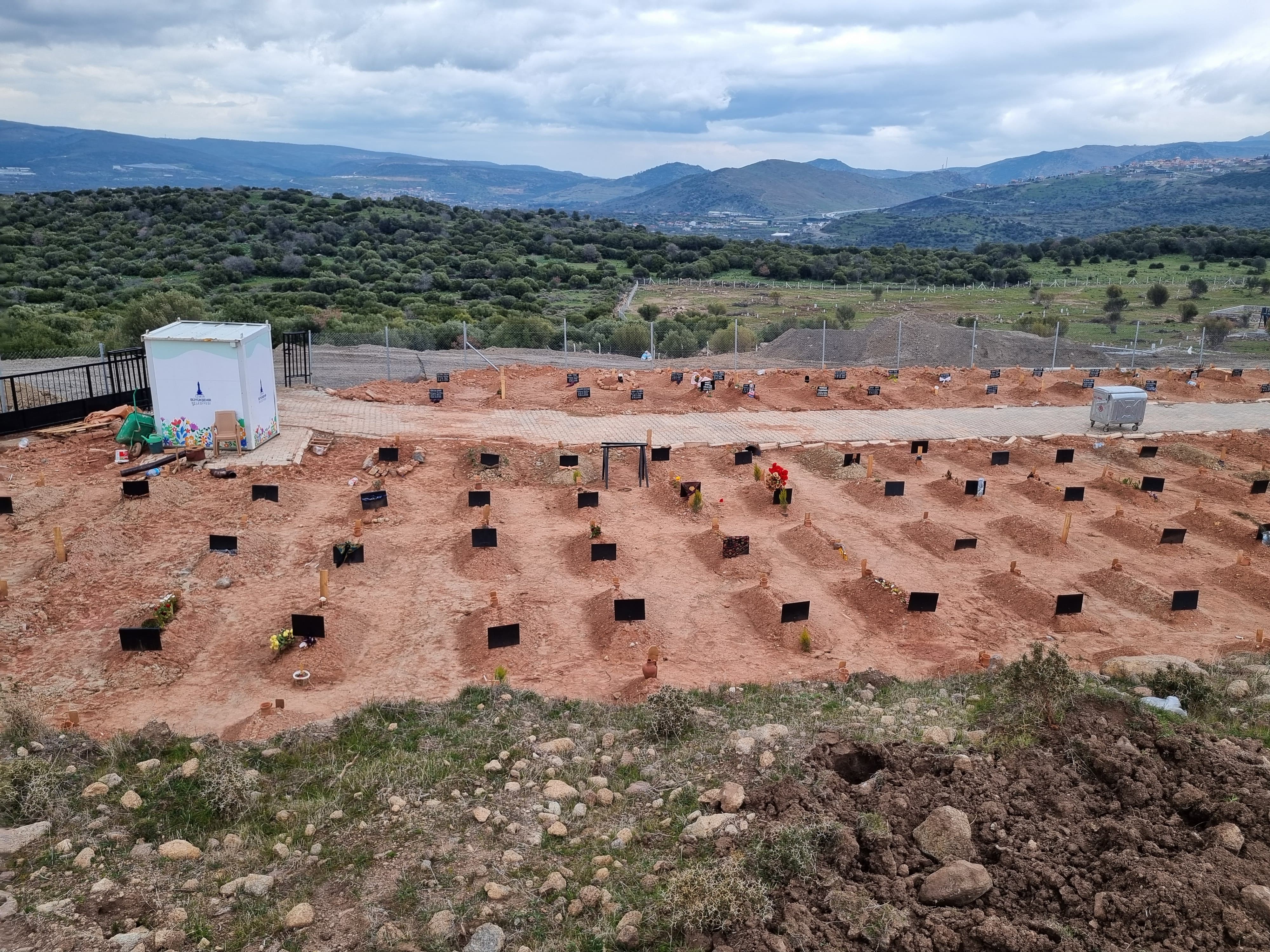 Son bir yılda 5 ilçeye 26 bin 400 gömü kapasiteli mezarlık