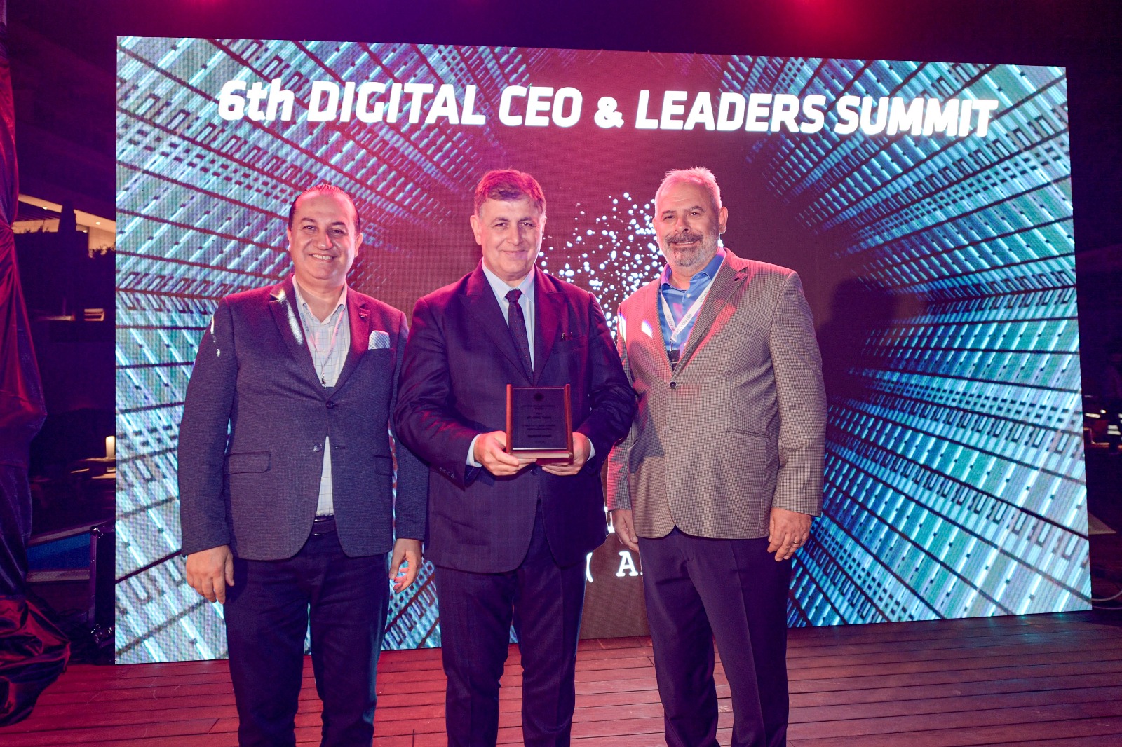 Tugay: Dünyanın her yerinden akıllı şehir teknolojilerini araştırıyoruz