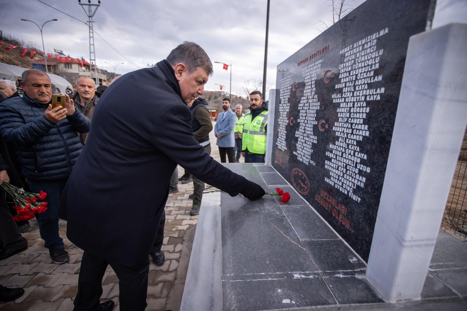 Başkan Tugay Malatya’da temel atma töreninde konuştu.  “Elimizden geleni yapmaya devam edeceğiz”
