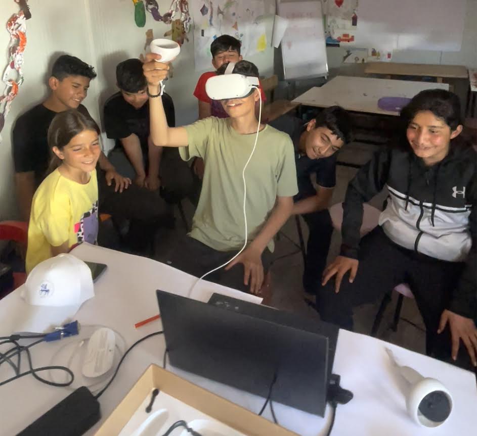 DEÜ PROJESİ SANAL DÜNYADA ÇOCUKLARA İLHAM OLDU