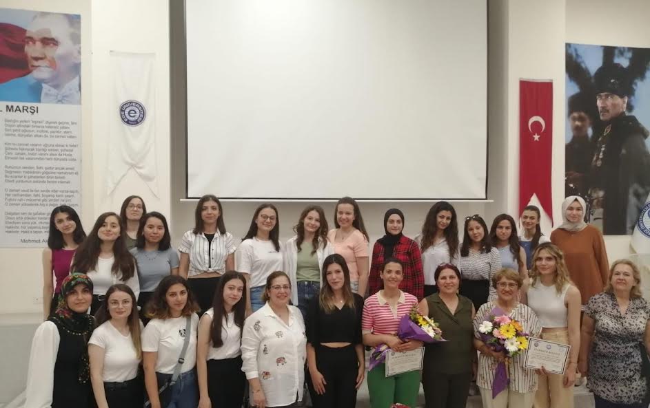 EÜ’de Tecrübeli Ebeler Mesleki Deneyimlerini Öğrencilerle Paylaştı