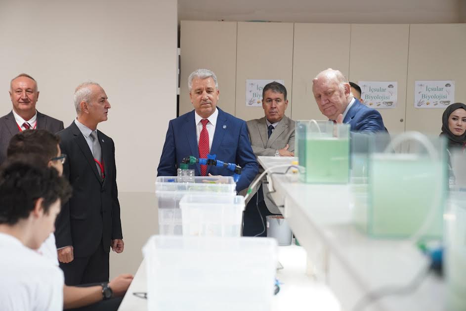 İSMET İNÖNÜ KÜLTÜR MERKEZİ YENİ YÜZÜYLE HIZMETE AÇILDI 