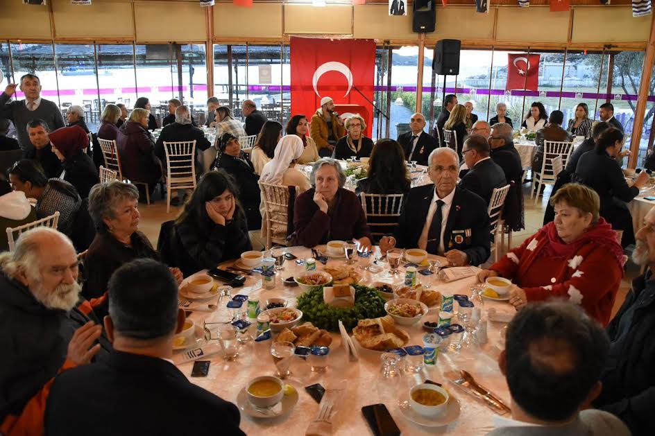 FOÇADA ŞEHİT YAKINLARI GAZİLER VE AİLELERİ İÇİN İFTAR