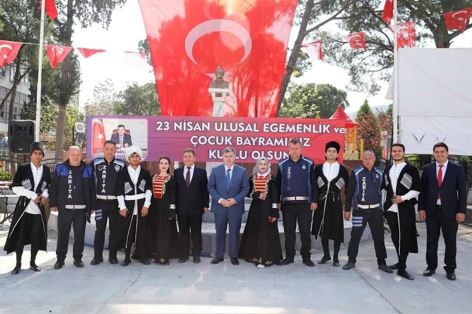 Kınık’ta 23 Nisan Coşkusu