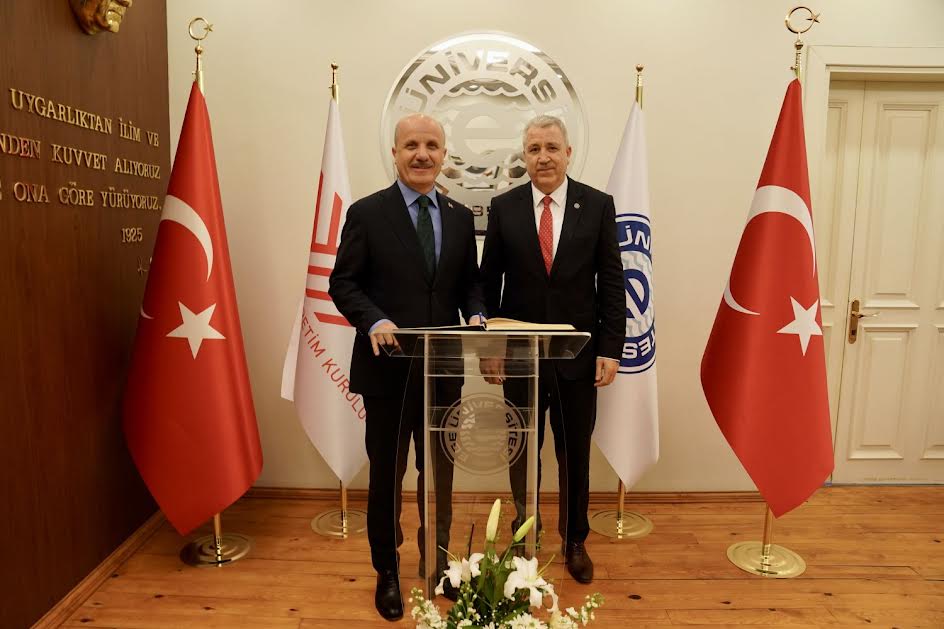 Ege Üniversitesinin Türk Yükseköğretiminde vazgeçilmez bir yeri ve ağırlığı var