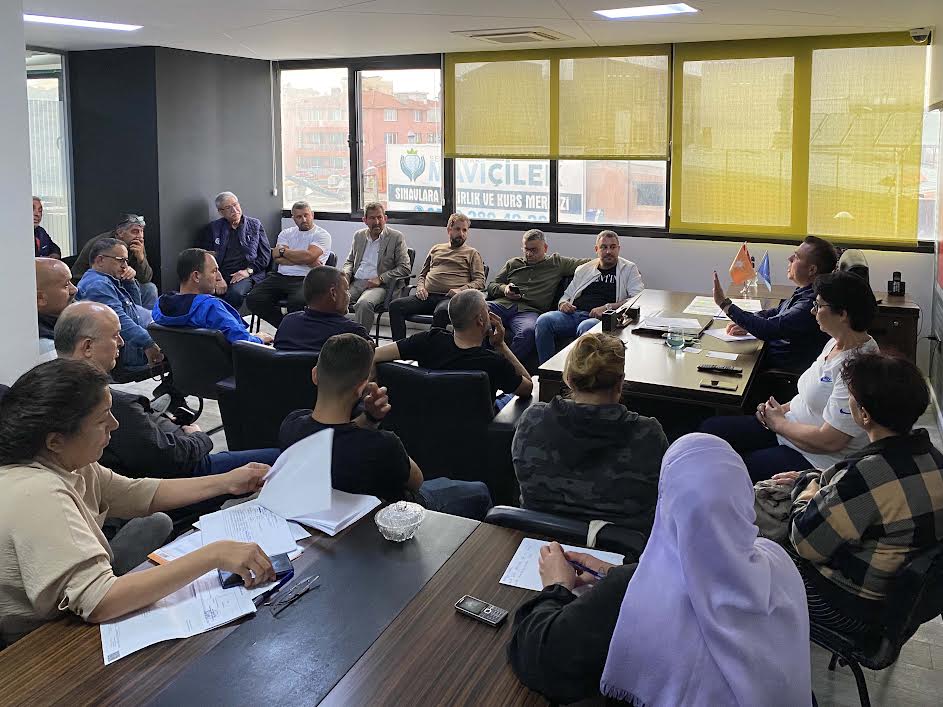 AK Parti Seferihisar 570 kişiyle seçim gününe hazır