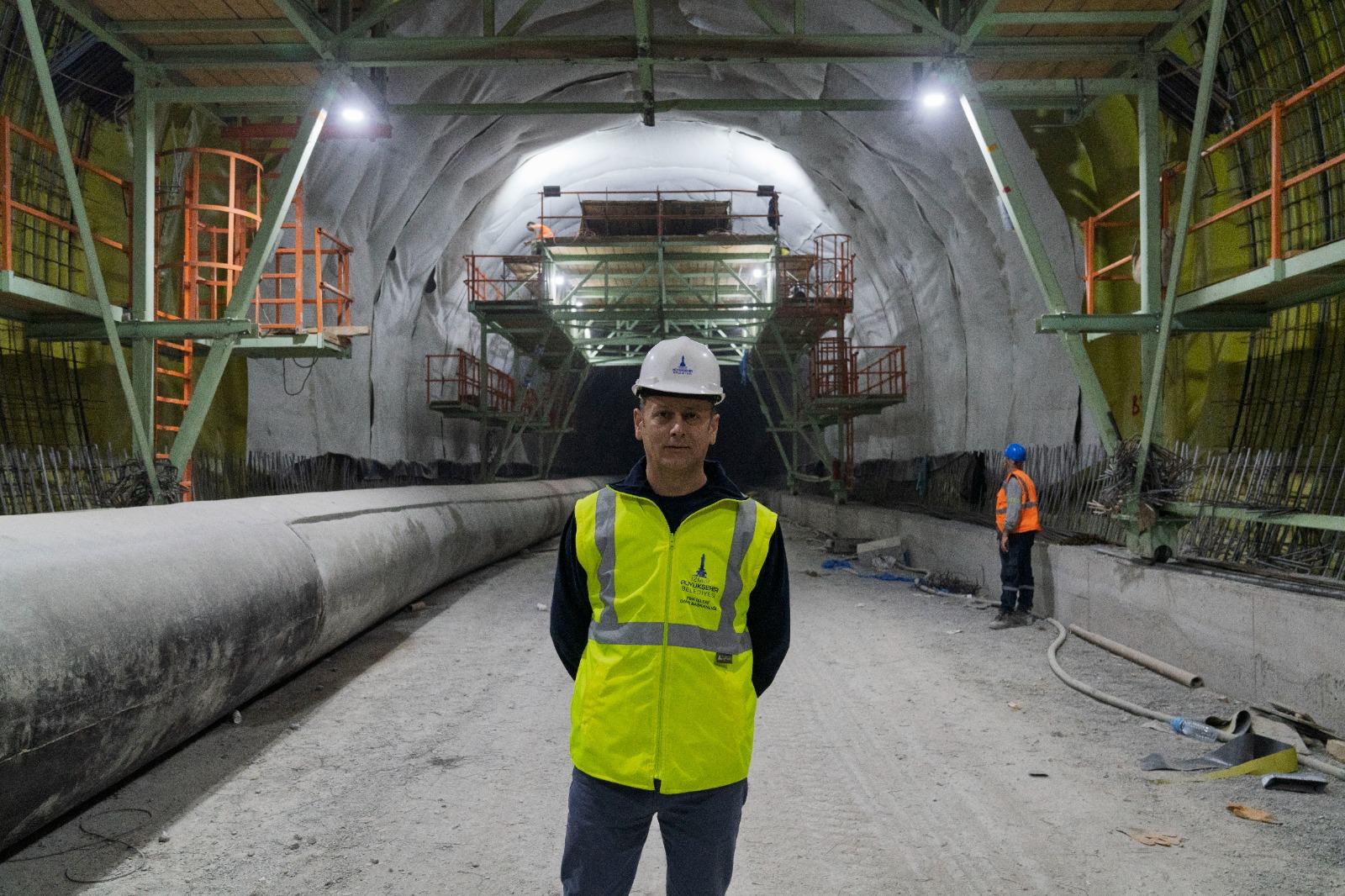 Onat Tüneli’nde yoğun tempo.  Işığa 210 metre kaldı