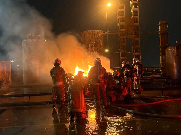 Alevlerle savaşta yeni dönem.  İzmir İtfaiyesi’nde 