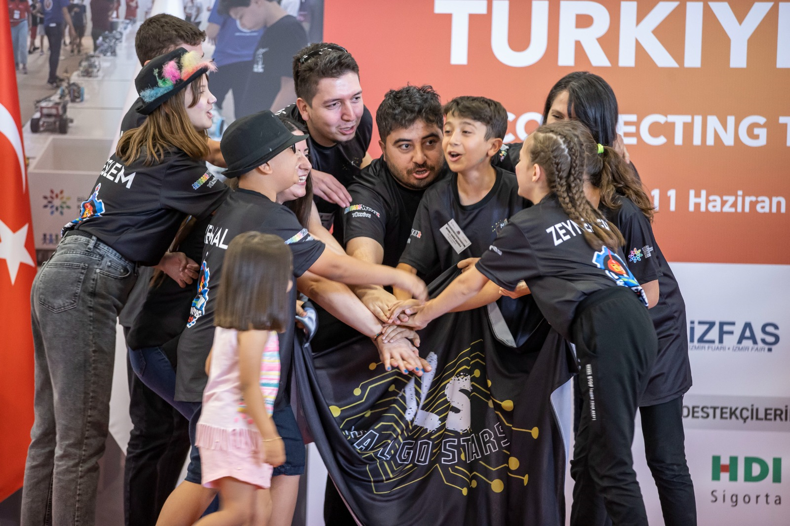 Dünya Robot Olimpiyatı Uluslararası Finali 2024’te İzmir’de