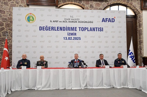 Tugay: İzmir’de riskli yapıların tespiti ve yenilenmesi için üzerimize düşeni yapacağız