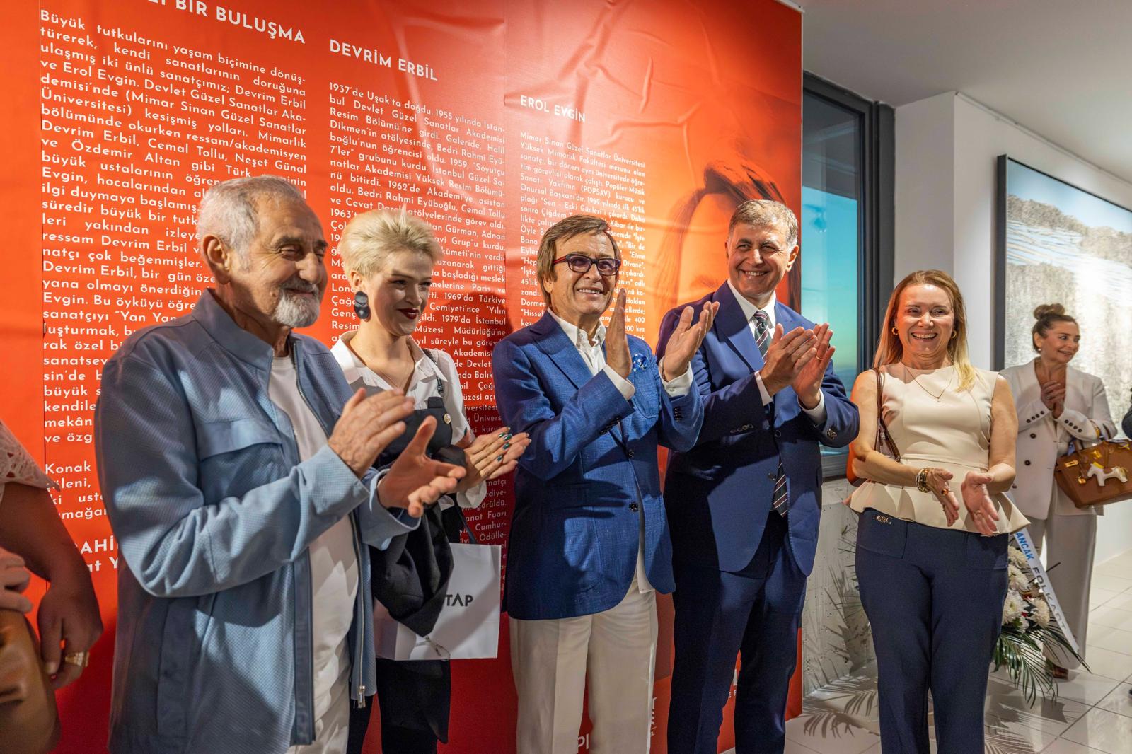 İki dev sanatçı Devrim Erbil ile Erol Evgin “Yan Yana”