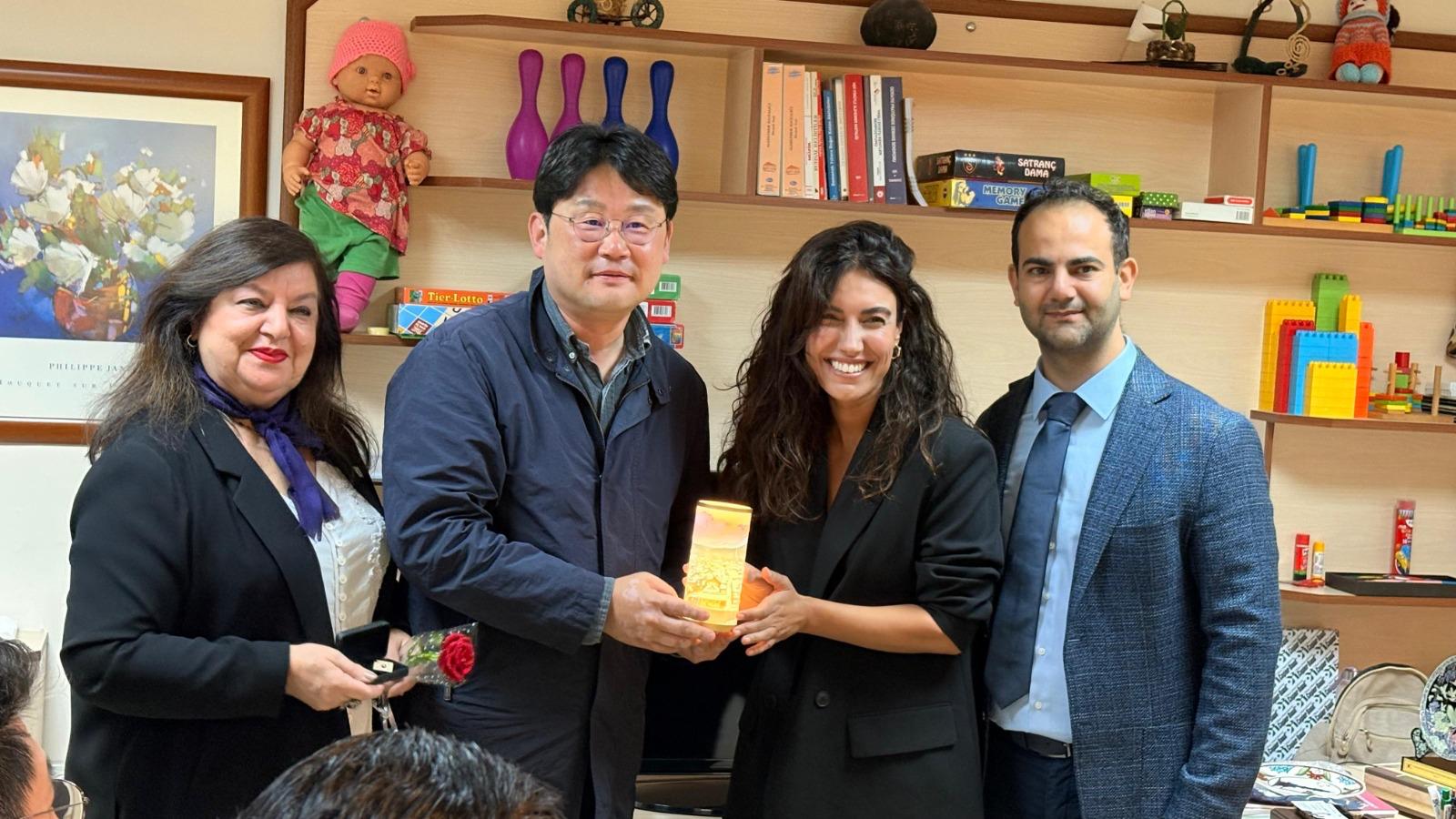 Yaşlı Dostu İzmir uygulamaları, Güney Korelilere ilham oldu