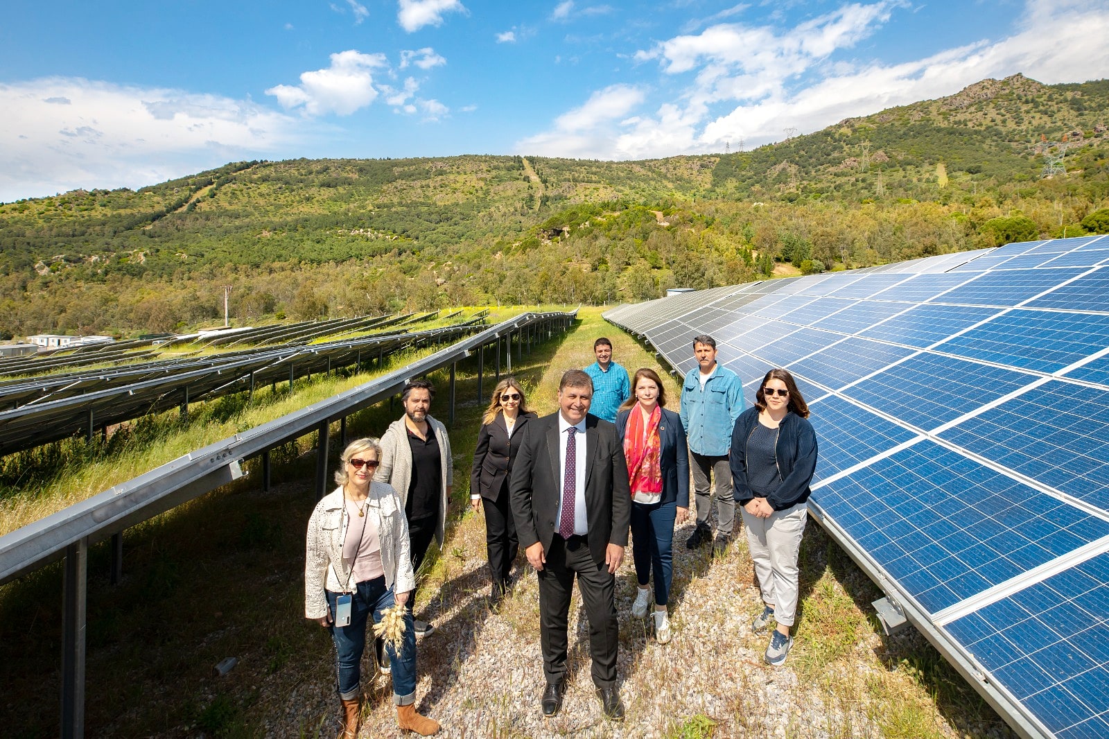Sürdürülebilir enerji çalışmalarıyla Karşıyaka’da 2,7 Milyon lira tasarruf sağlandı 