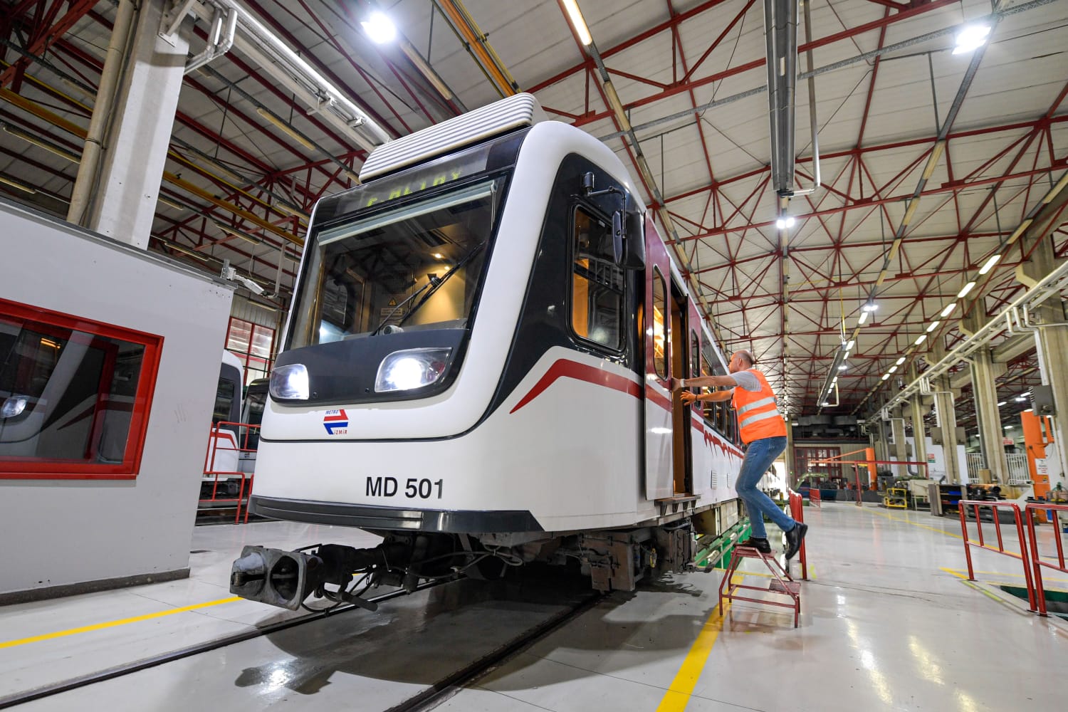 1996’da üretildi, 2000’de ilk seferine çıktı