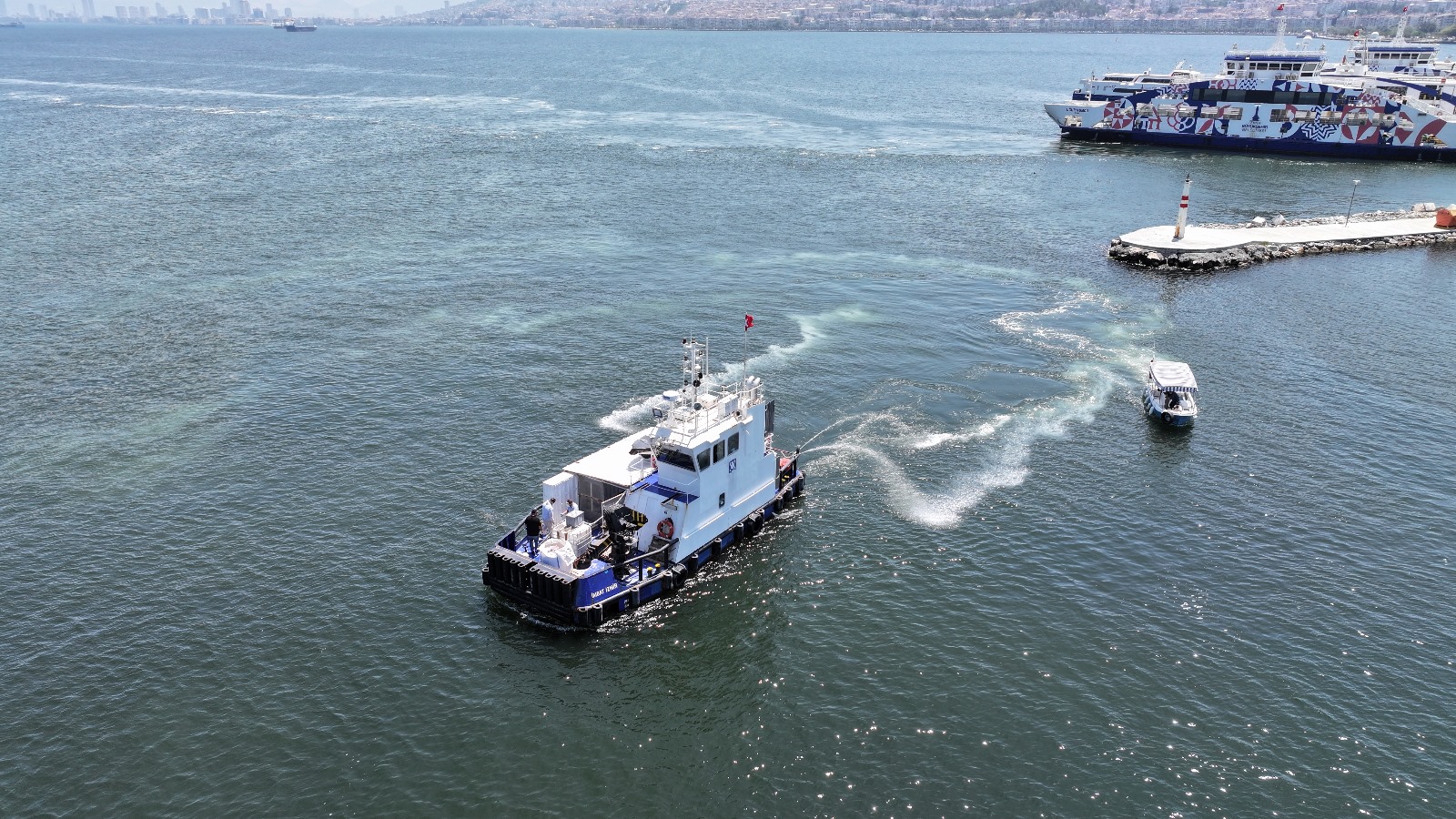 İzmir Körfez’i için acil eylem planı.  Modifiye kil yöntemi olumlu sonuç verdi   