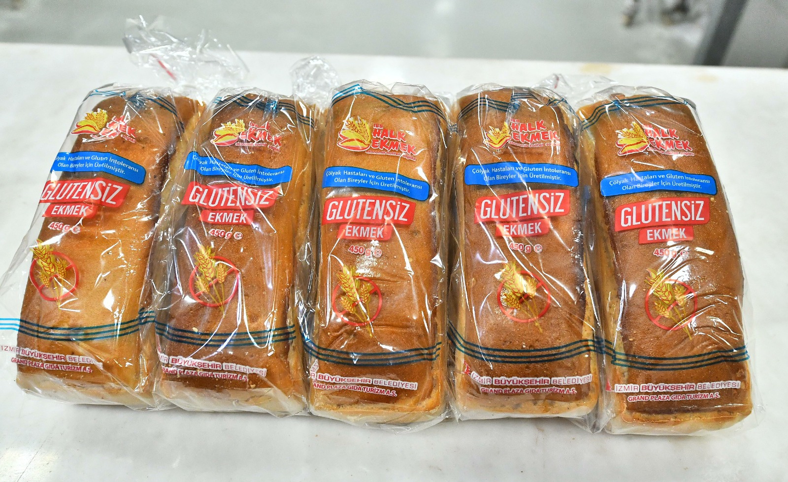 İzmir Büyükşehir Belediyesi’nin Halk Ekmek Fabrikası’ndan yeni ürün Çölyak hastaları için özel üretim ekmek