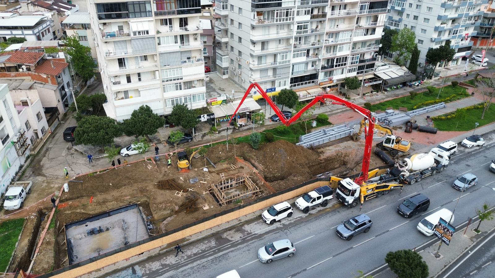 Yeni Girne Üst Geçidi hızla ilerliyor  Yeni Girne Caddesi’nde güvenli yaya ulaşımı