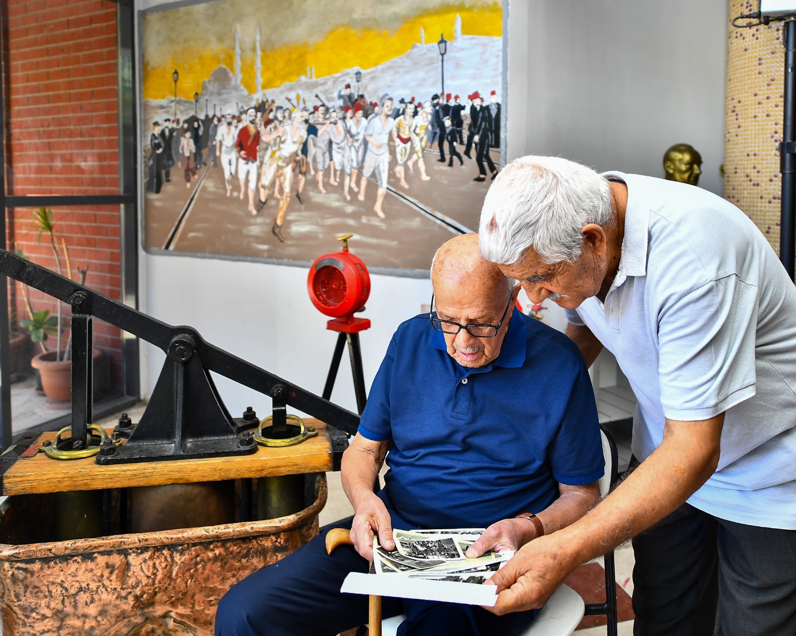 İtfaiye Haftası’nda duygusal buluşma  “Dünyaya bir kez daha gelsem yine itfaiyeci olurdum”