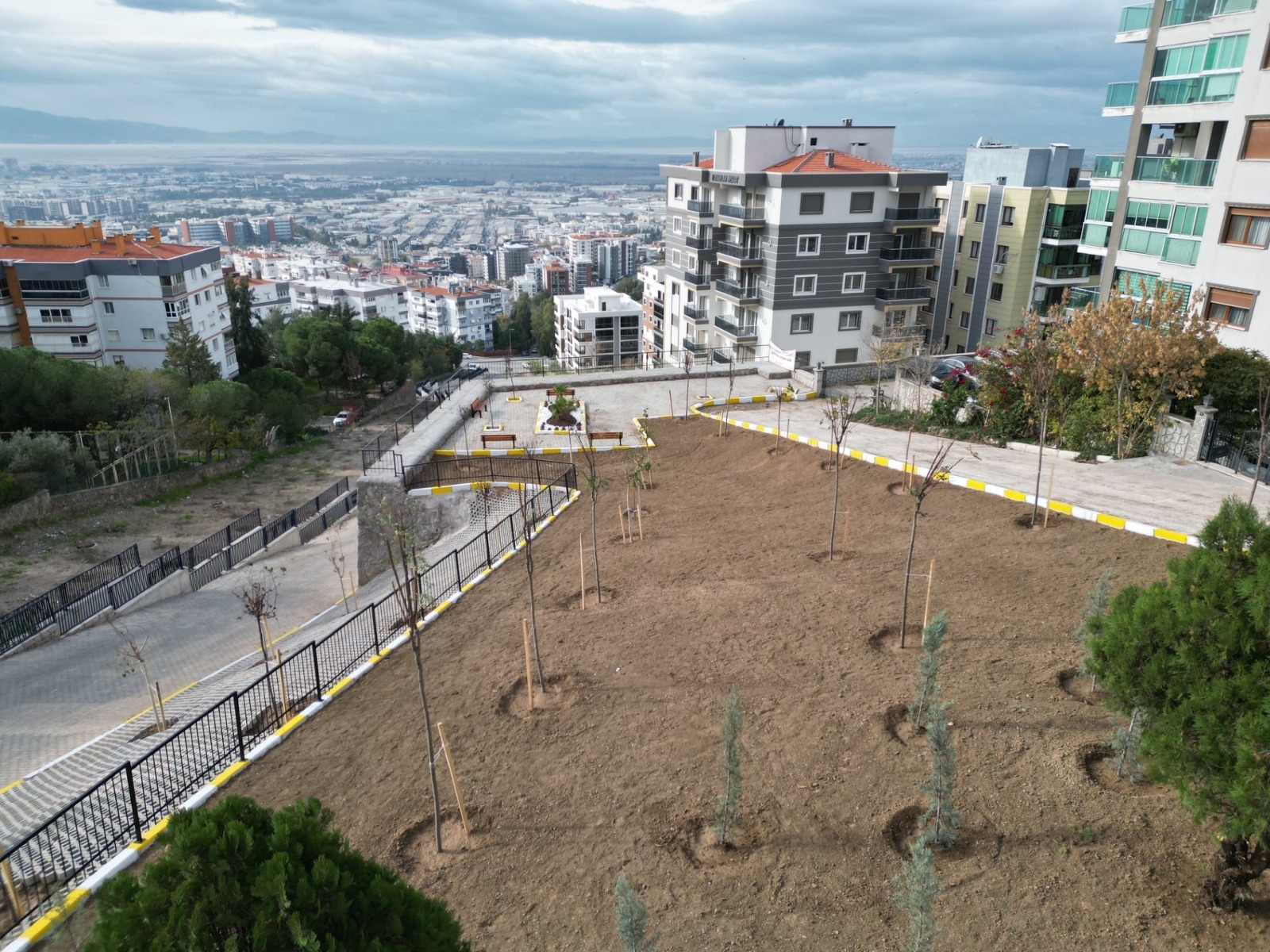 Çiğli Belediyesi’nden Esentepe Mahallesi’nde Büyük Dönüşüm