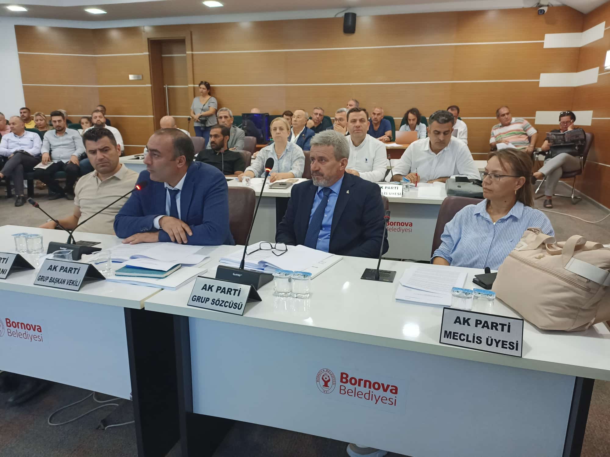 Bornova Stratejik Planına Ak Parti Muhalefeti