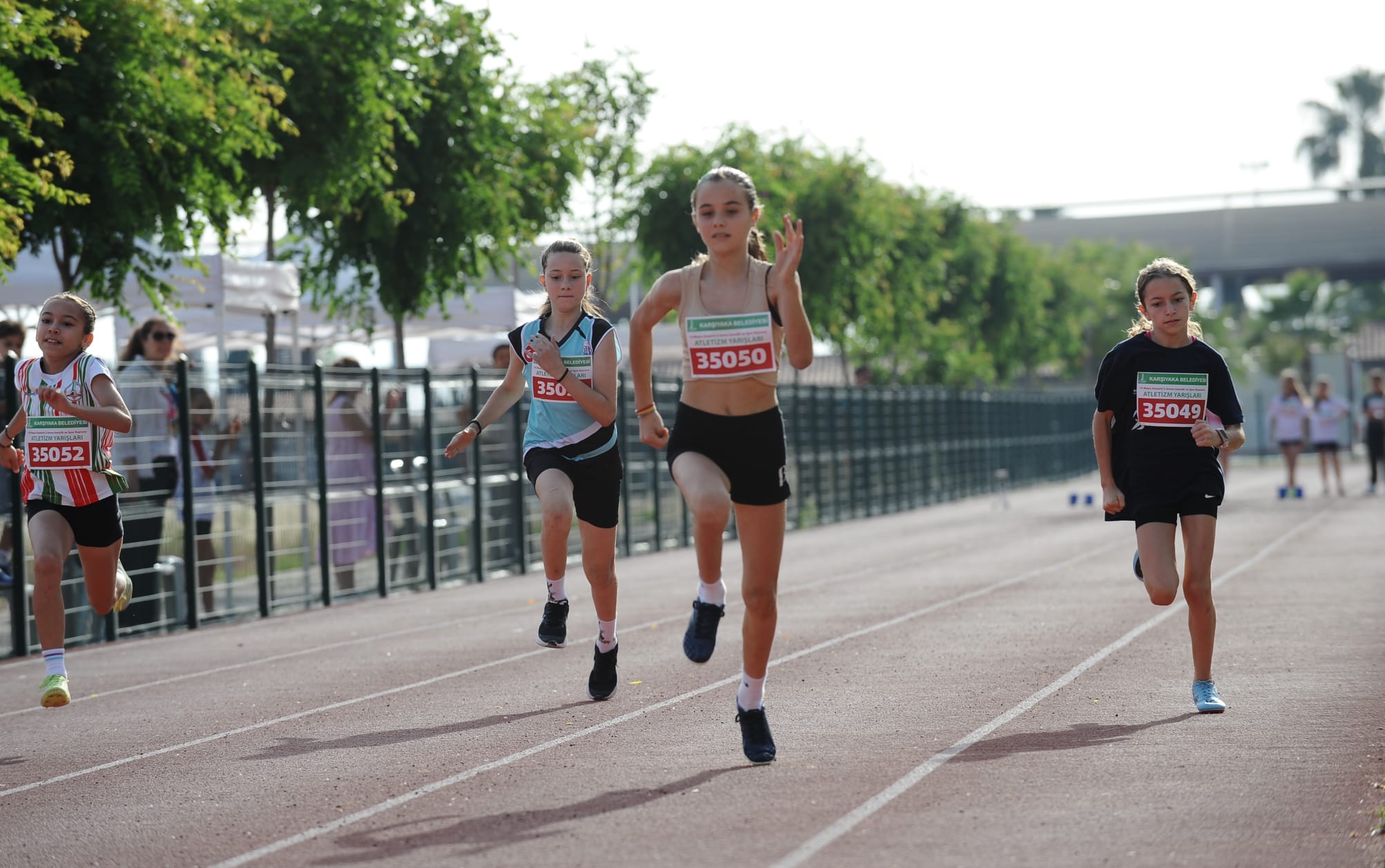 Atatürk’ün çocuklarından Karşıyaka’da 19 Mayıs yarışı