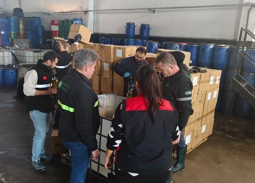 İzmir’de Taklit - Tağşişli Zeytinyağına Geçit Yok!