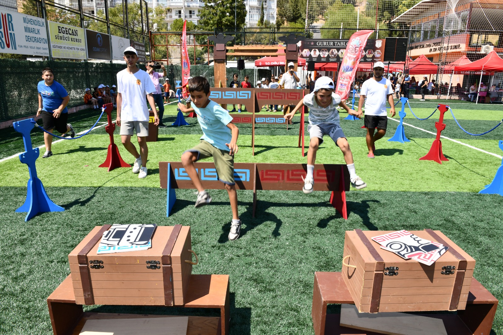 Çiğli Belediyesi’nden Çocuklara Mutluluk Dolu Bir Gün