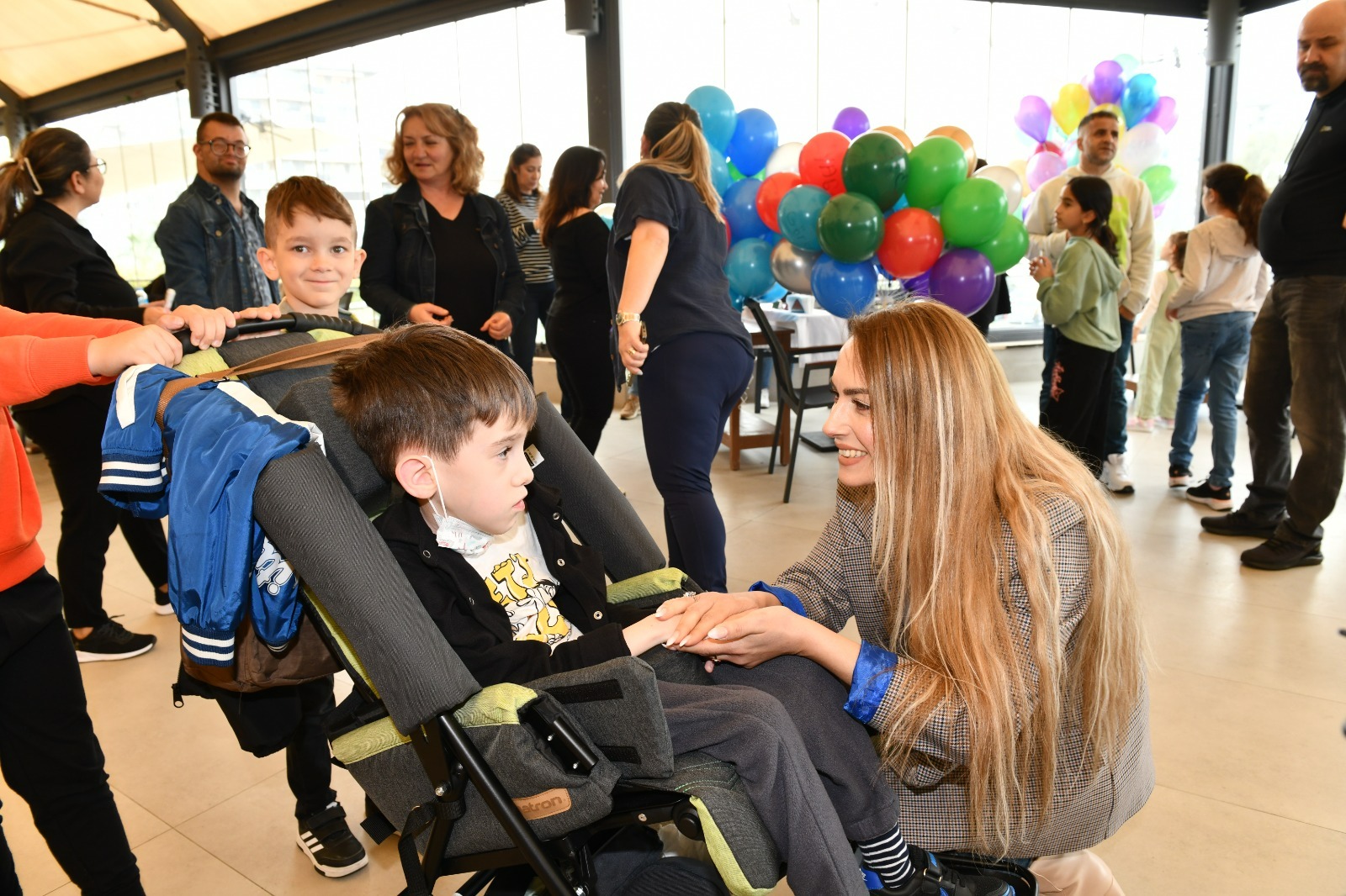 Doruk’un Umut Yolculuğu Başlıyor: Çiğli'den Dubai’ye Uzanan Dayanışma Öyküsü