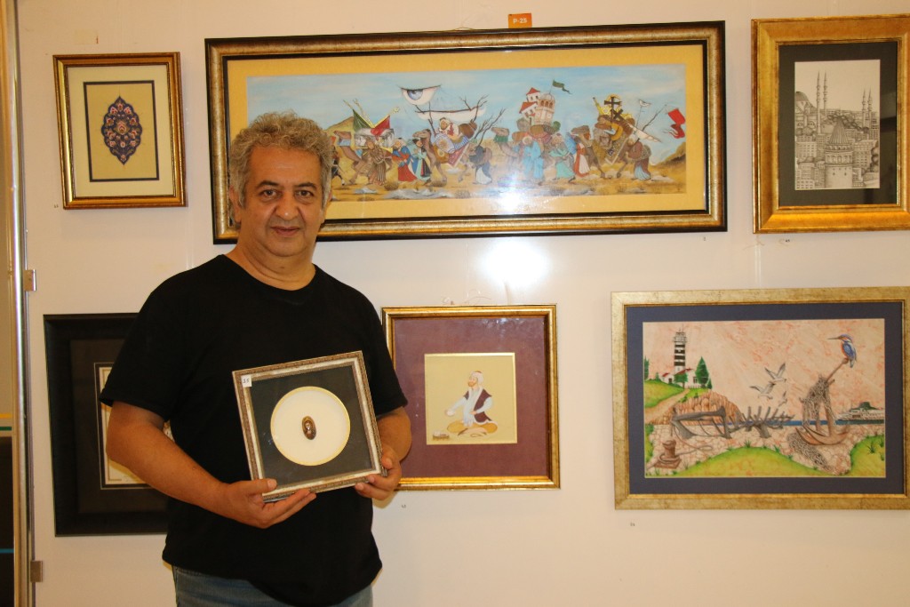 Arya Kamalı’nın Çağdaş Minyatür Sergisi Kuşadası’nda Sanatseverlerle Buluşuyor