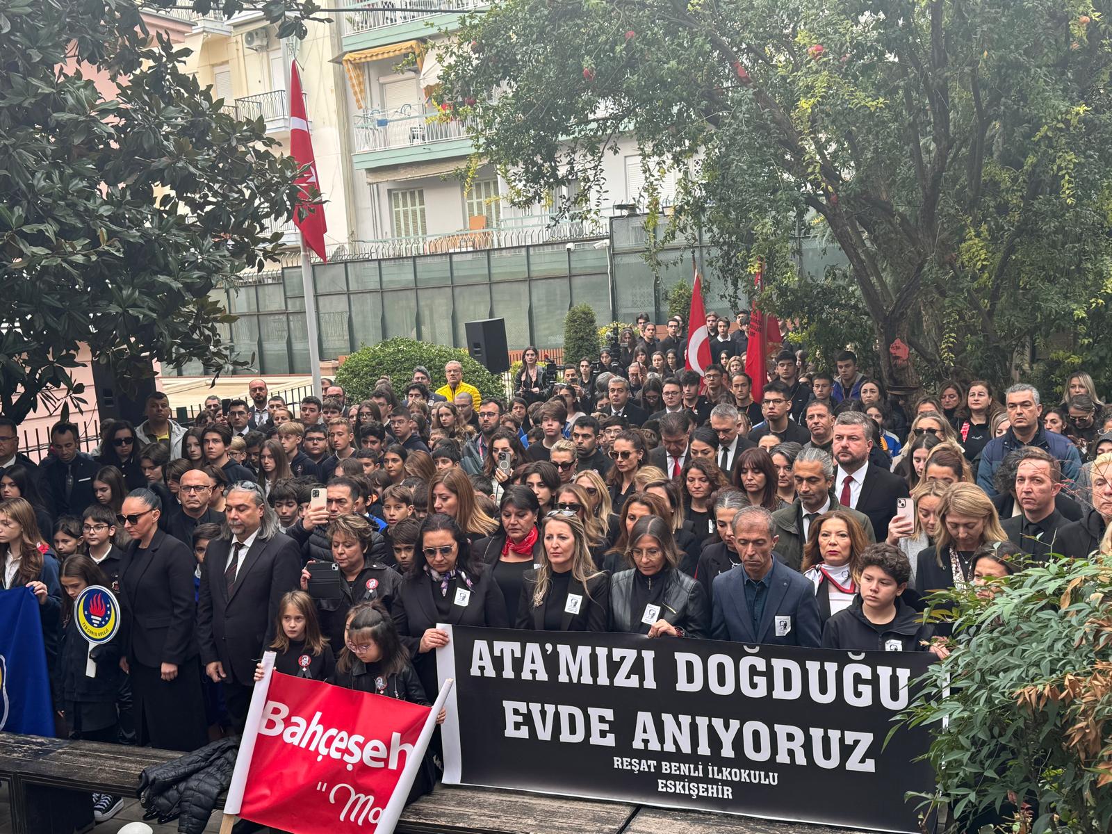 Buca Belediye Başkanı Görkem Duman, Atatürk’ü doğduğu evde andı