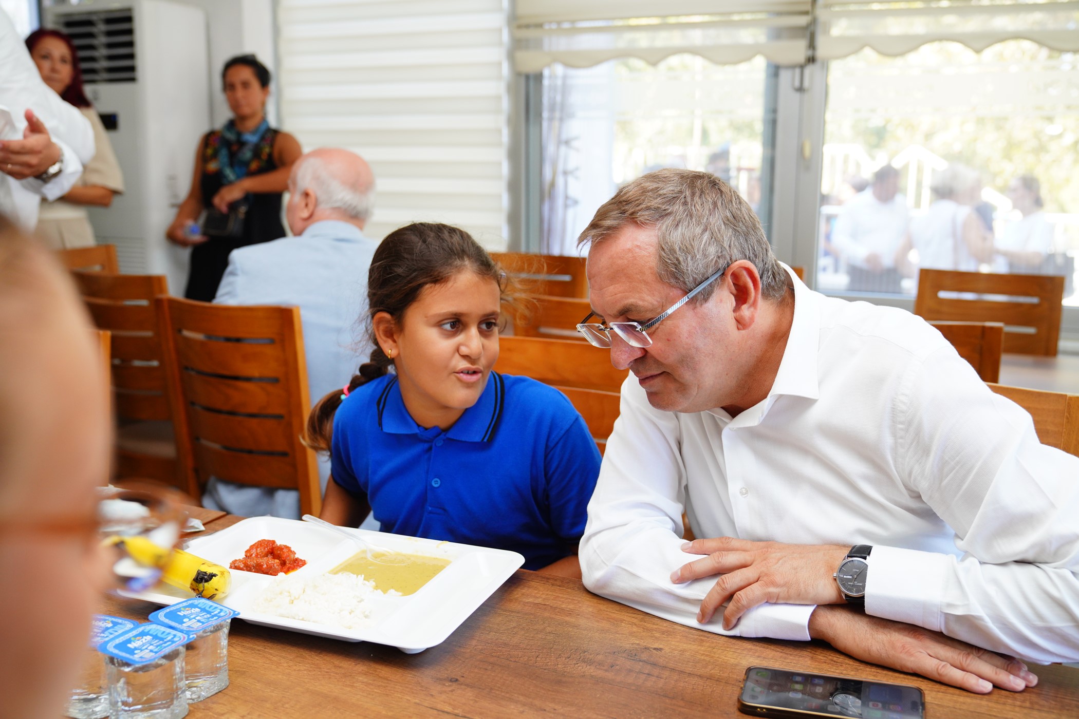 Başkan Mesut Ergin; Çocuklarımız eğitimlerinden geri kalmasın, okula aç gitmesin, derslere aç girmesin diyedir bizim bütün mücadelemiz...