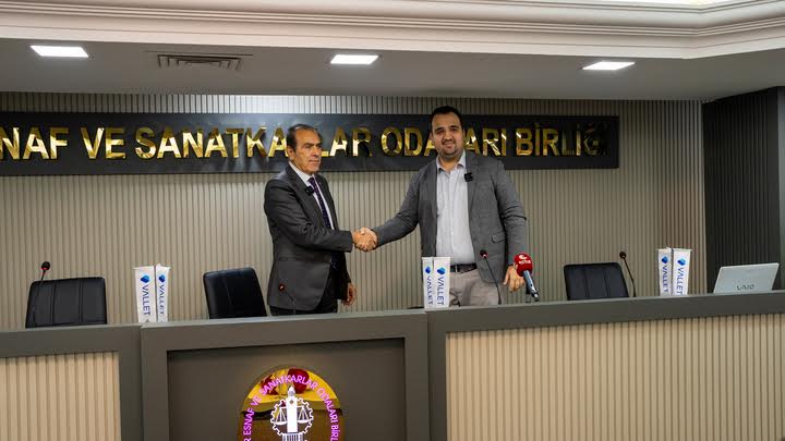 İzmir Esnaf ve Sanatkarlar Odaları Birliği ile Vallet Gücünü Esnaf için Birleştirdi: Ücretsiz POS Cihazı ile Esnafın Yüzü Gülecek