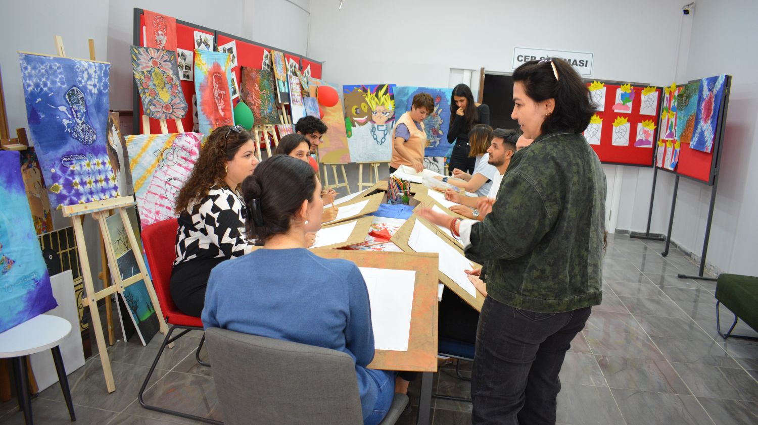 Öğrenciler karakalem sanatıyla buluştu