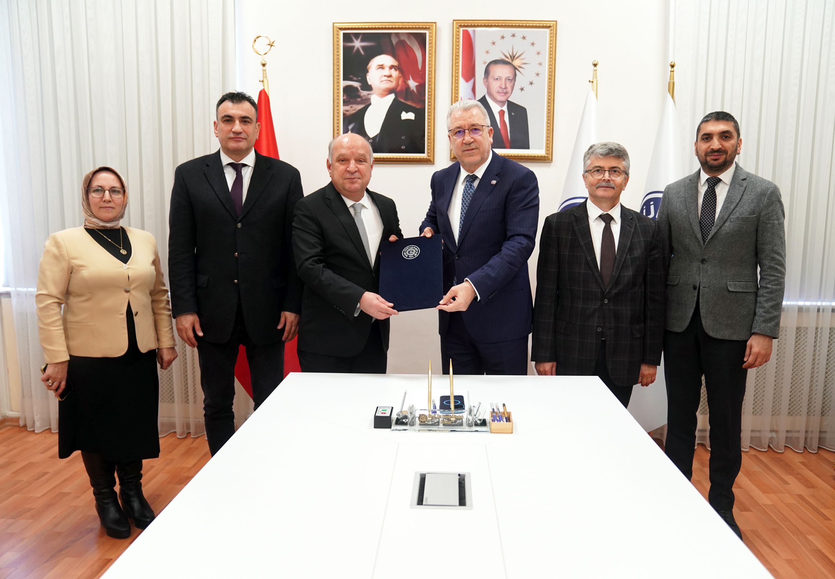 Ege Üniversitesi ile İŞKUR arasında “İŞKUR Gençlik Programı” protokolü imzalandı