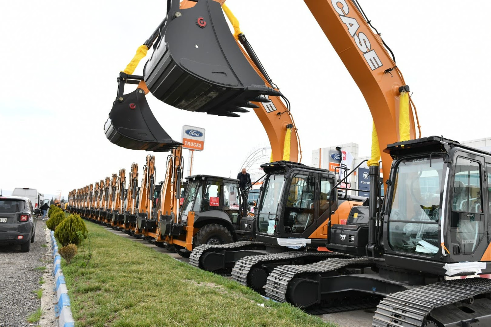 TBB'den 40 Belediyeye Hibe Hizmet Aracı