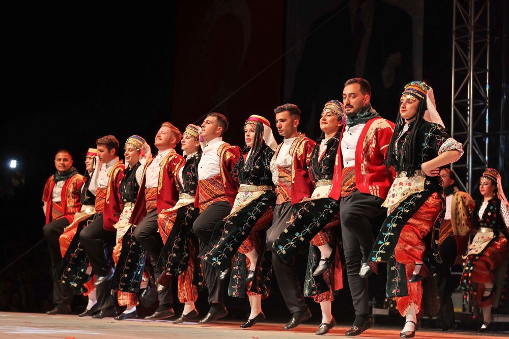 Konak’ın Halk Oyunları Şenliği’nde 20. yıl gururu yaşanacak