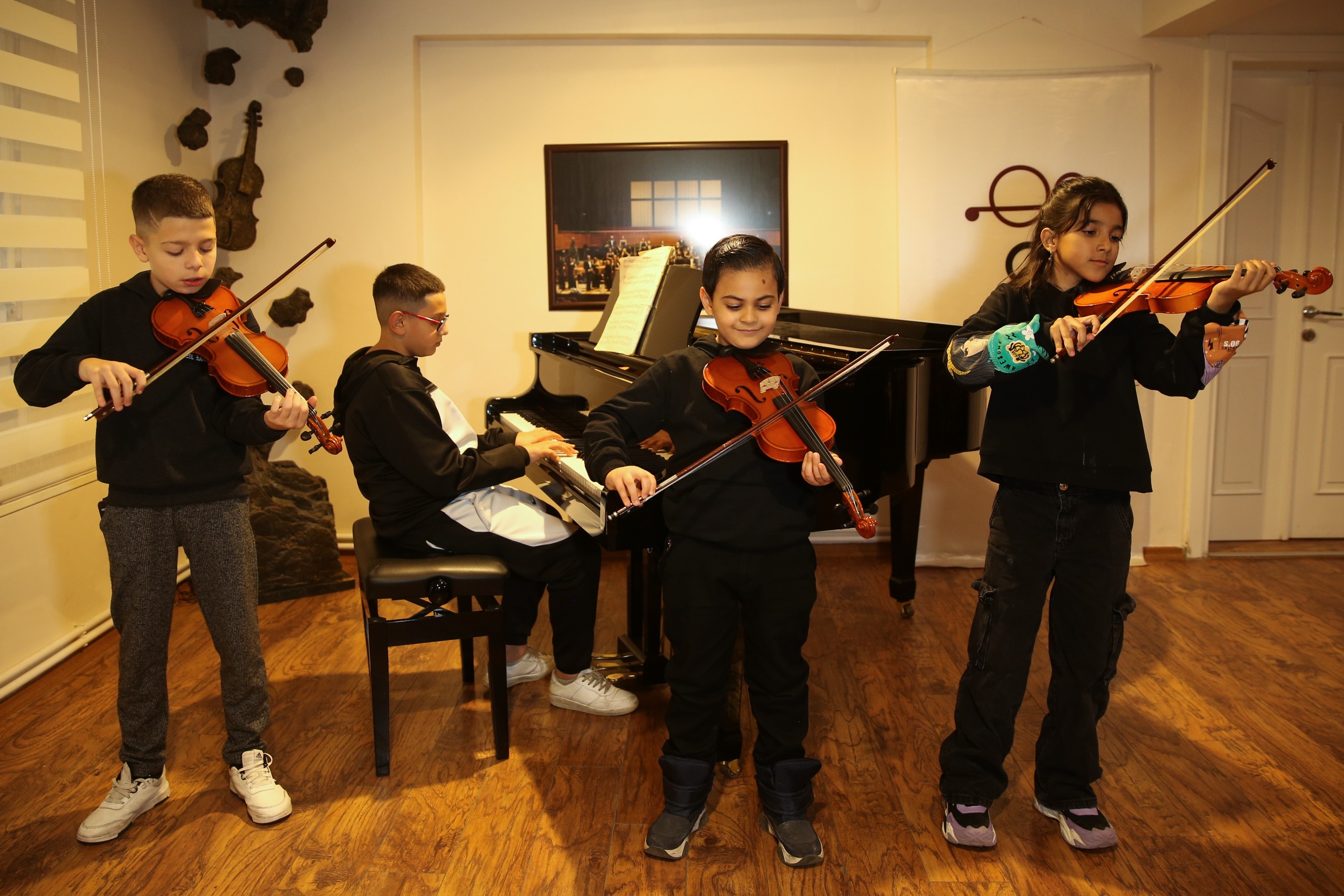 Konaklı çocuklar ayrımcılıktan uzak hayallerine yakın