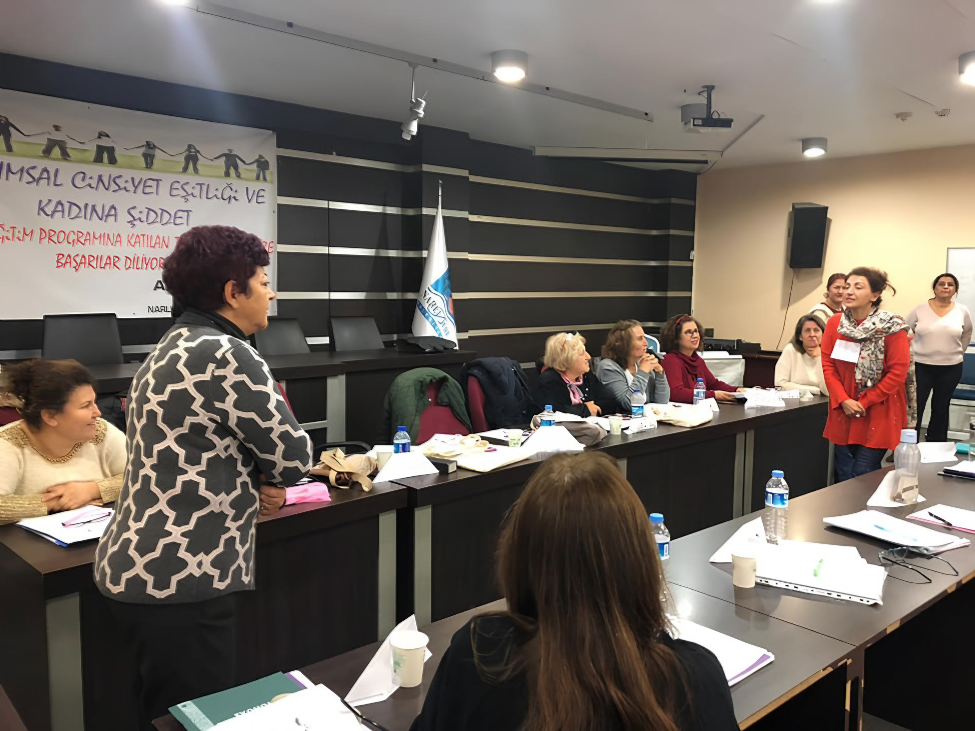 KADIN HAKLARI İÇİN KAPSAMLI EĞİTİM PROGRAMI