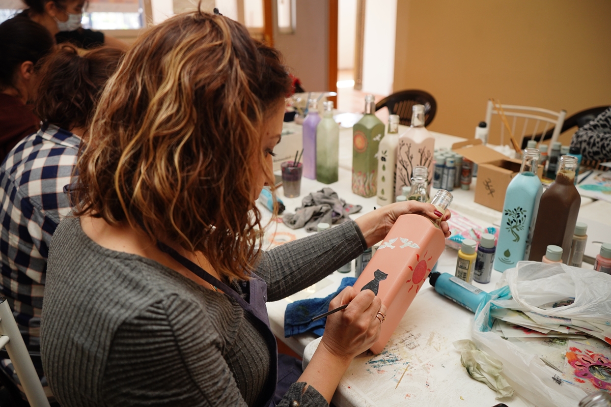 BU ÇATININ ALTINDA UMUT VAR…