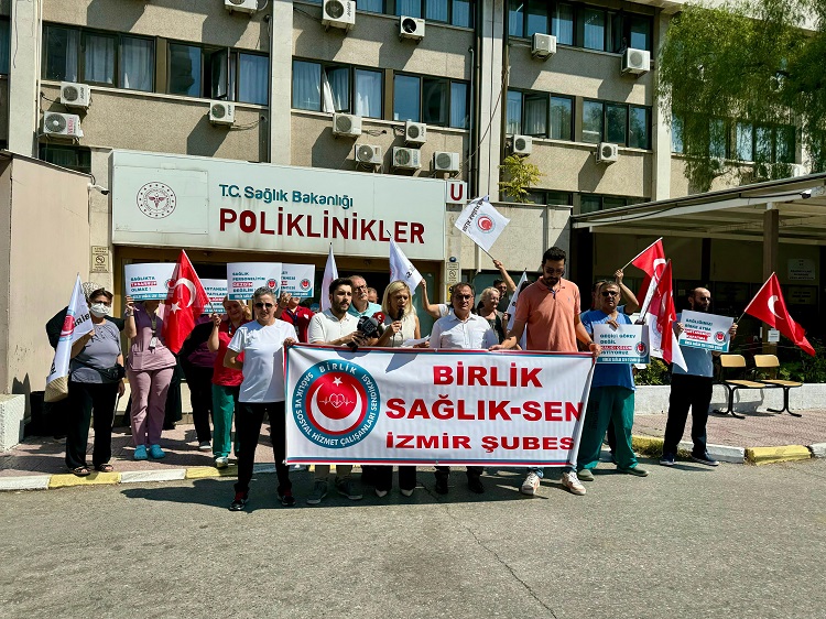 Birlik Sağlık Sen İzmir Şube Başkanı Berna Boran, “Hastanemizi Kapatmayın”