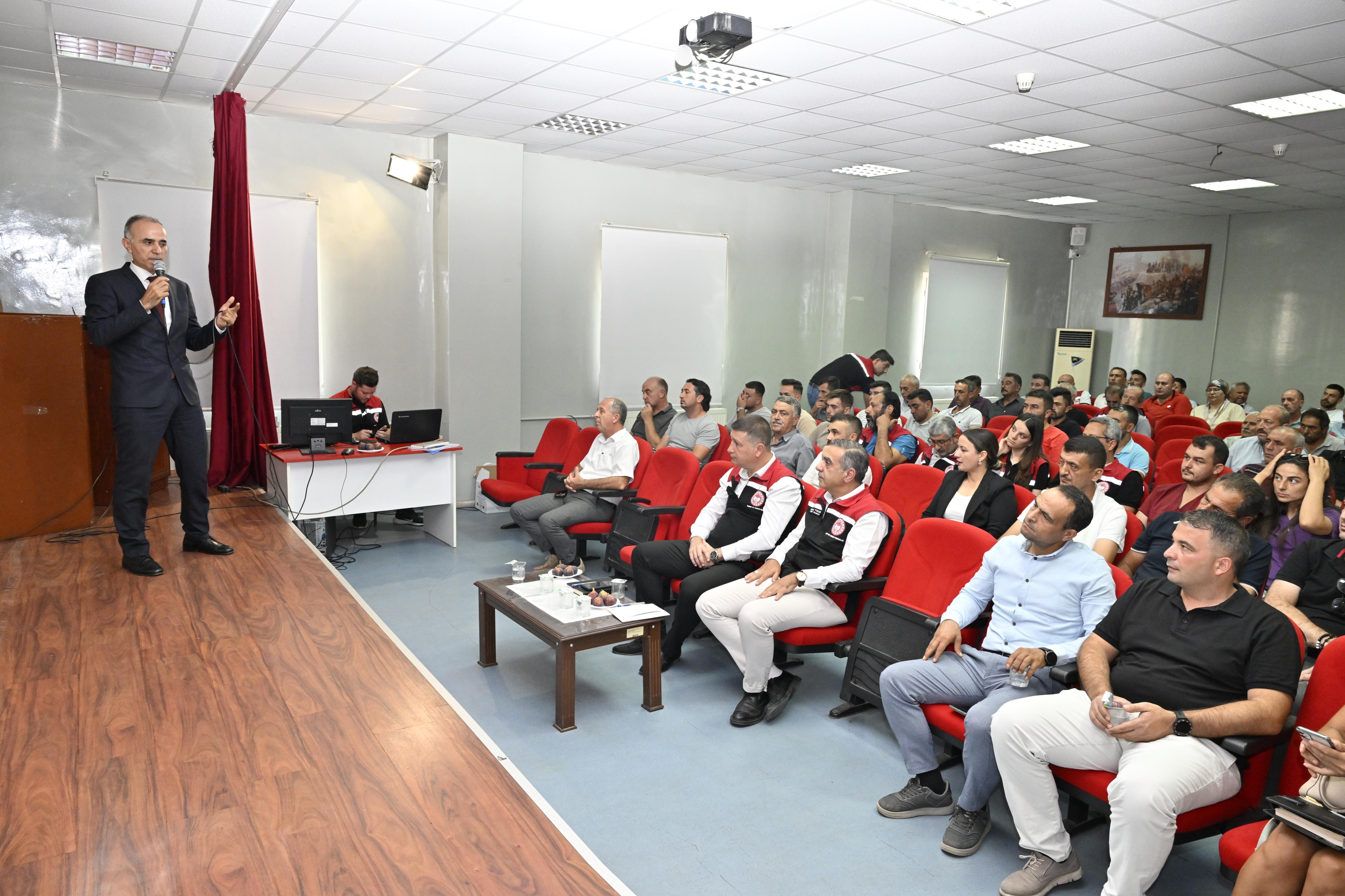 Beydağ ve Ödemiş’te 2024 Hayvancılık Destekleme Modeli Üretici Örgütleri ve Üreticilere Tanıtıldı