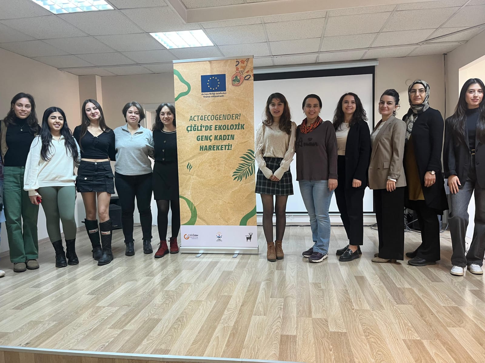 Çiğli’de “Ekolojik Genç Kadın Hareketi