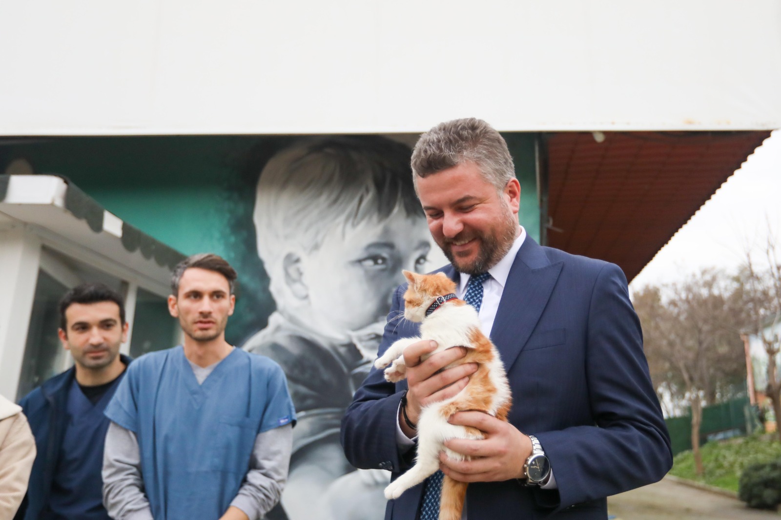 Yoğun bakımda yaşama tutundu, adı “Mucize” oldu