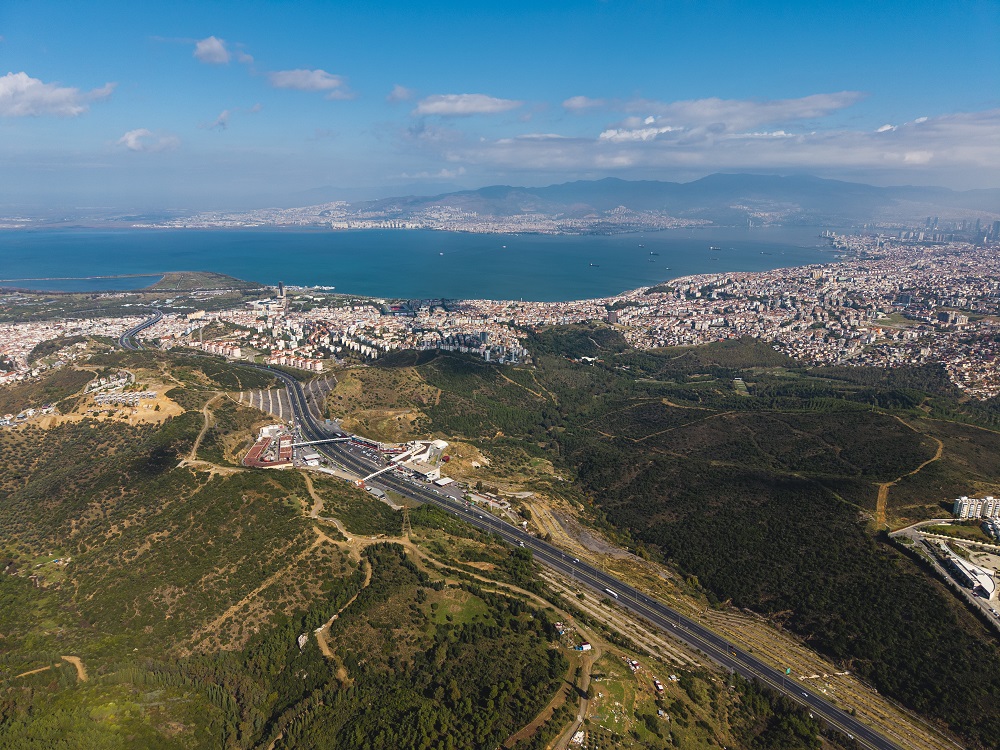 Balçova’da Uzun Süredir Beklenen Arsa Sorununda Çözüm Sağlandı