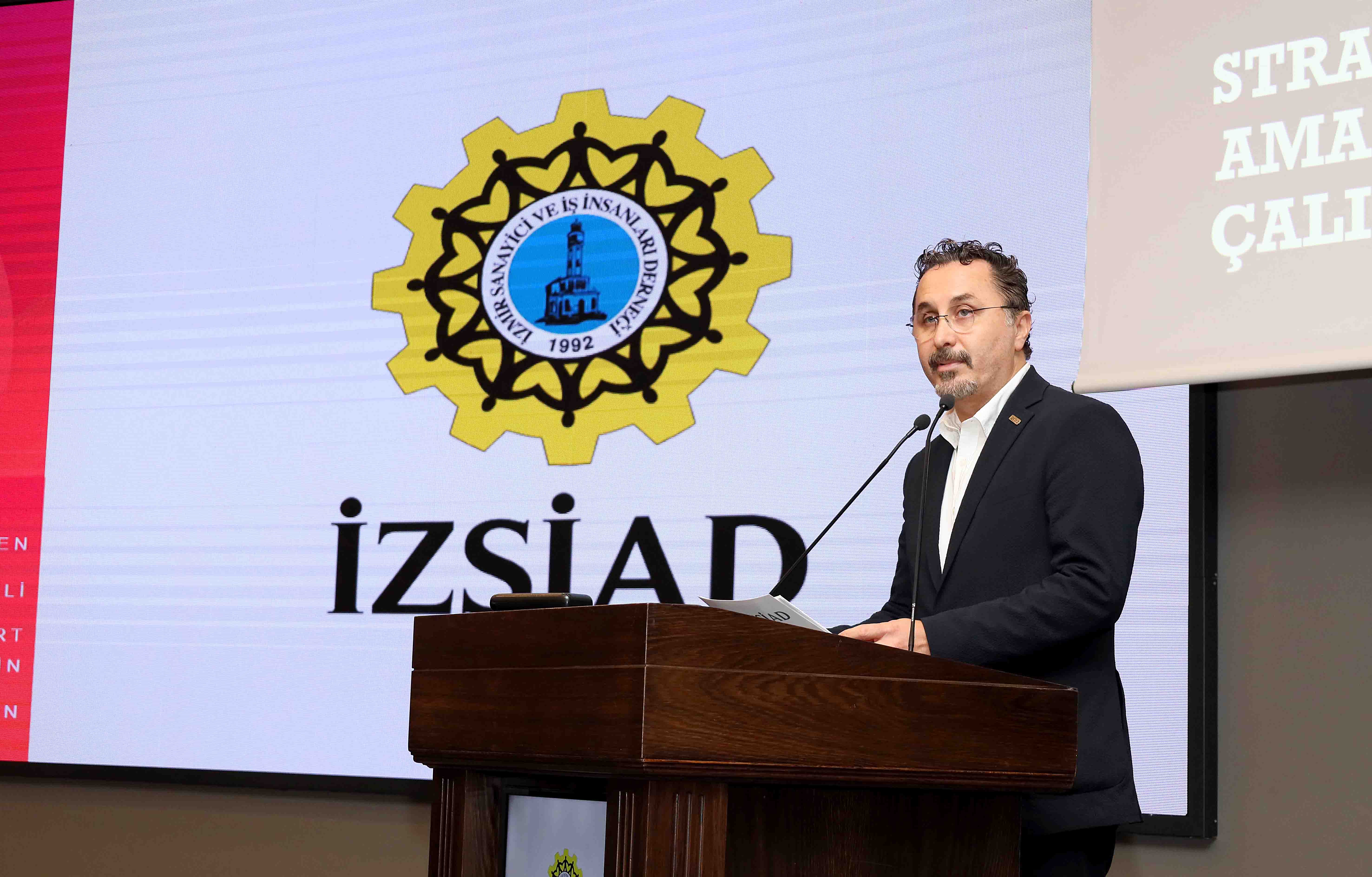 İZSİAD’dan işsizlik uyarısı  “Fabrika bacaları tütmezse evdeki Ocak da tütmez!”