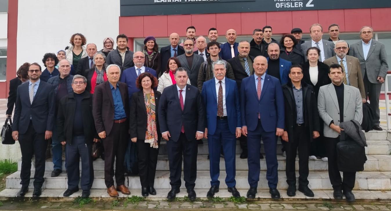 İzmir Sağlıklı Yaşlanma ve Sağlık Turizminin Merkezine Dönüşüyor