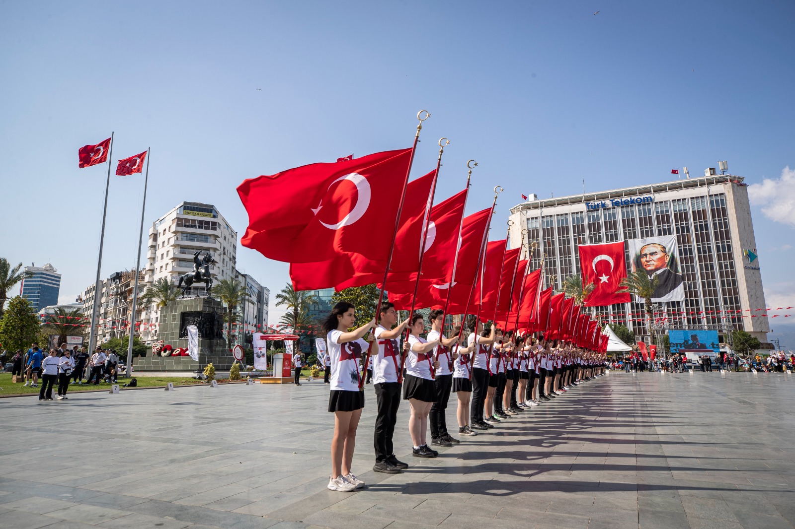 İzmir’de 19 Mayıs coşkusu