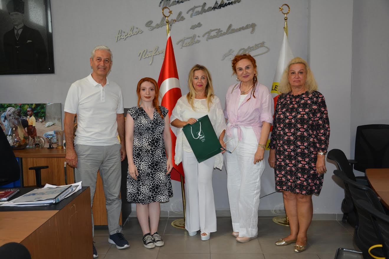 Yeşilay İzmir’den İgc’ye Ziyaret Başkan Gappi: Bağımlılıkla Mücadelede Yanınızdayız